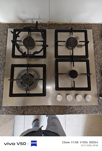 4-burner gas hob repaired and cleaned in Gurgaon