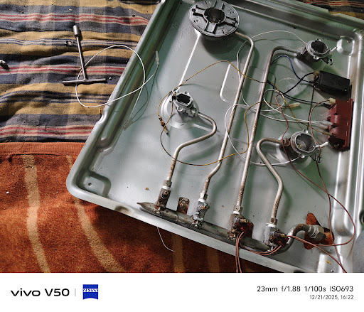 Gas stove burner valve and pipeline repair